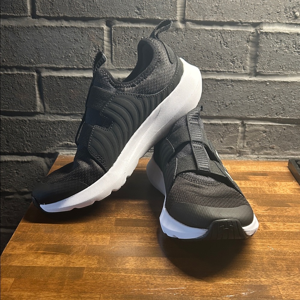Under Armour Black and White Slip-On Training Sneakers - Picture 2 of 5